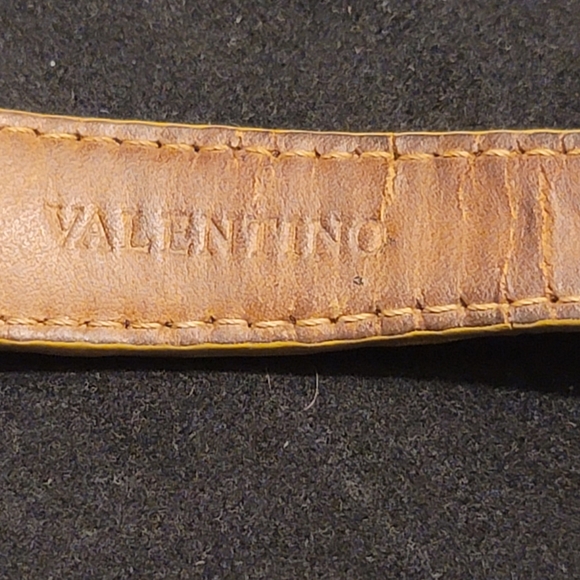 Valentino Ebony Collection Watch with 48 diamonds and original Crocodile Strap - Picture 6 of 10